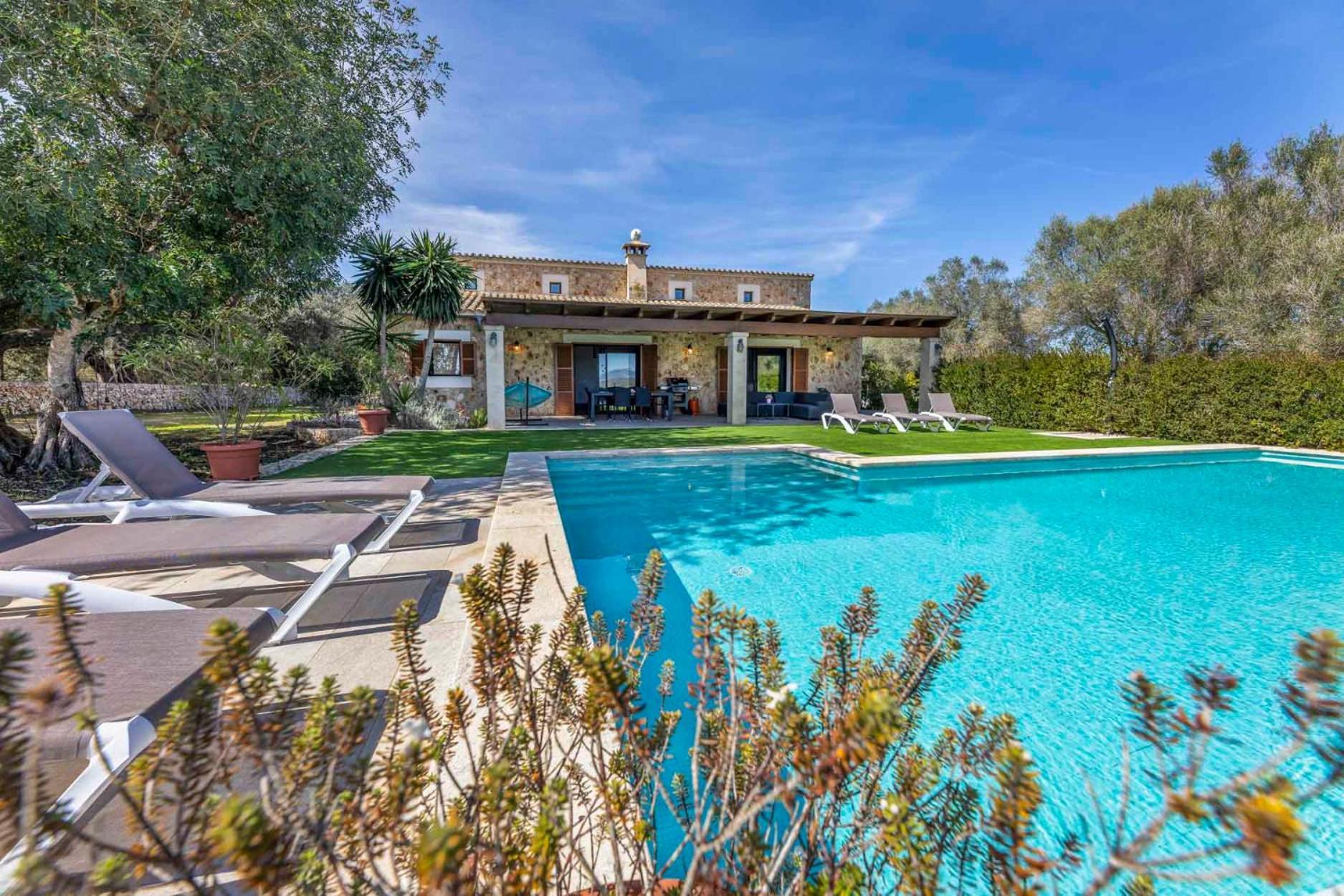 Son Guillot De'n Pedro Holiday home Ariany