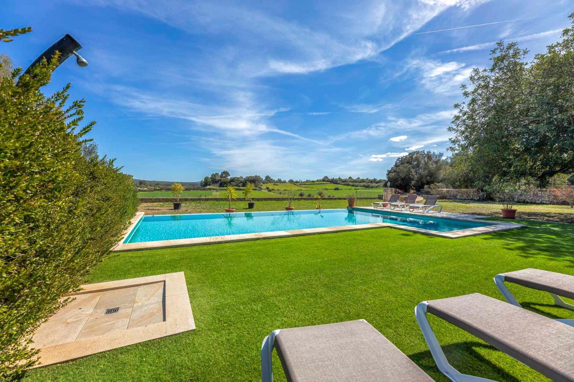 Son Guillot De'n Pedro Holiday home Ariany
